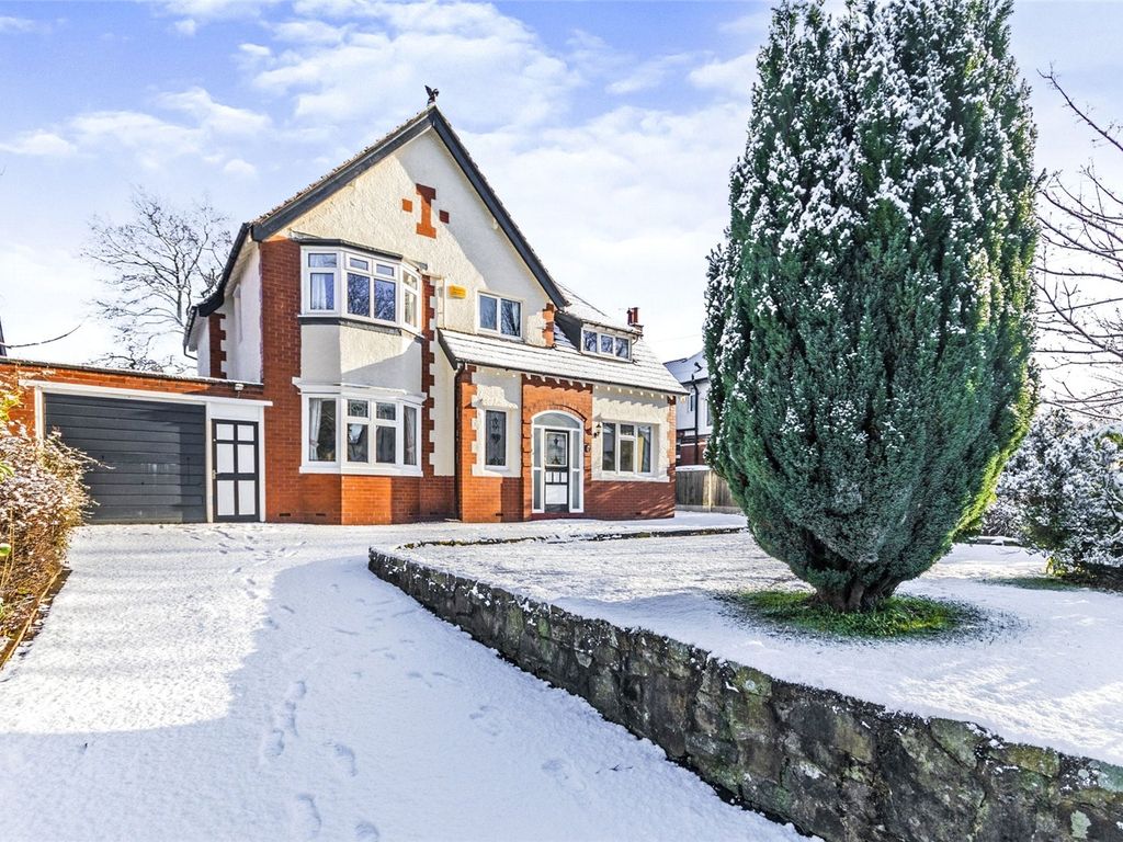 5 bed detached house for sale in Hill Top Avenue, Cheadle Hulme