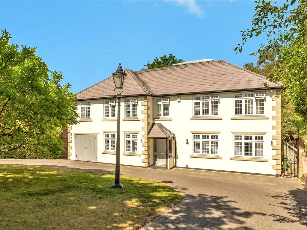 5 bed detached house for sale in Stone Road, Bromley, Kent BR2 Zoopla