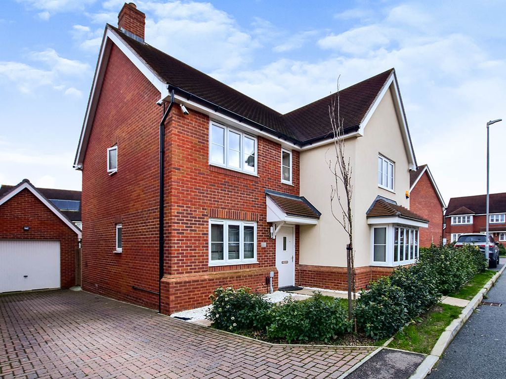 6 bed detached house to rent in St. Lawrence Drive, Maidstone, Kent