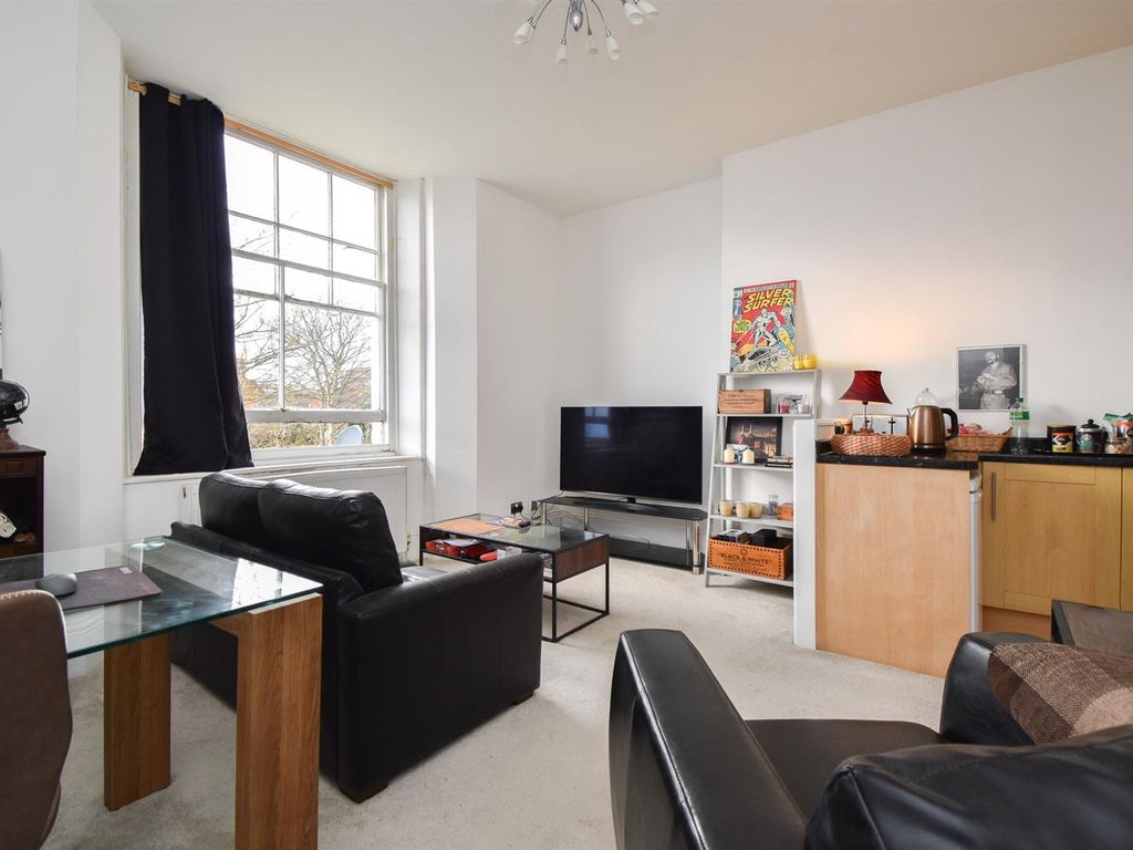 1 bed flat for sale in Dane Road, St. LeonardsOnSea TN38, £140,000