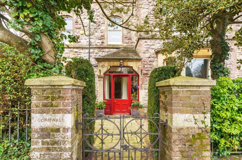 4 bed semidetached house for sale in Cornwall Road, Dorchester DT1