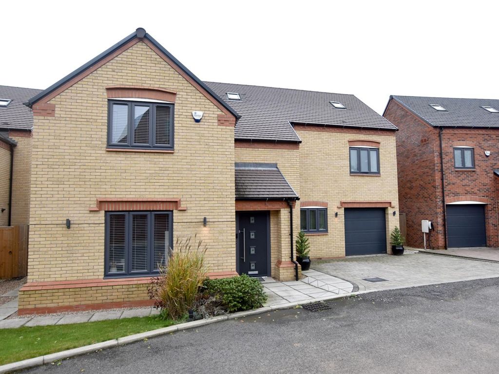 6 bed detached house for sale in Sorchestun Lane, Chellaston, Derby