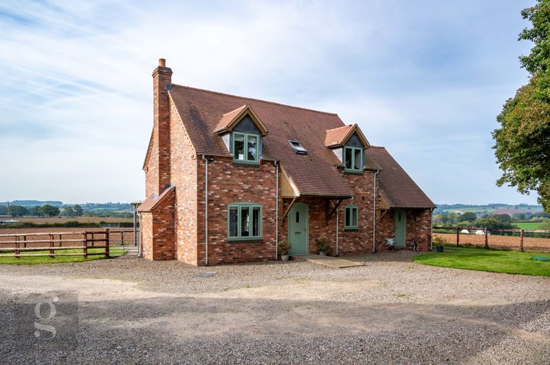 3 bed detached house to rent in Edwyn Ralph, Bromyard HR7, £1,325 pcm