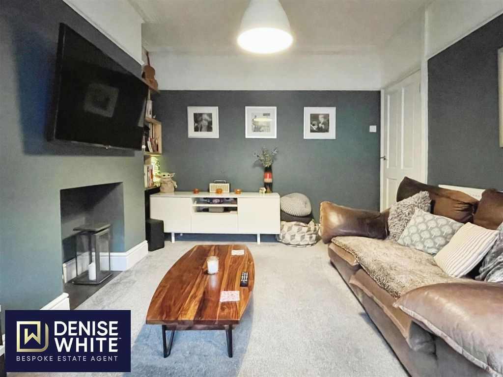 3 bed town house for sale in North Street, Leek ST13, £240,000 Zoopla