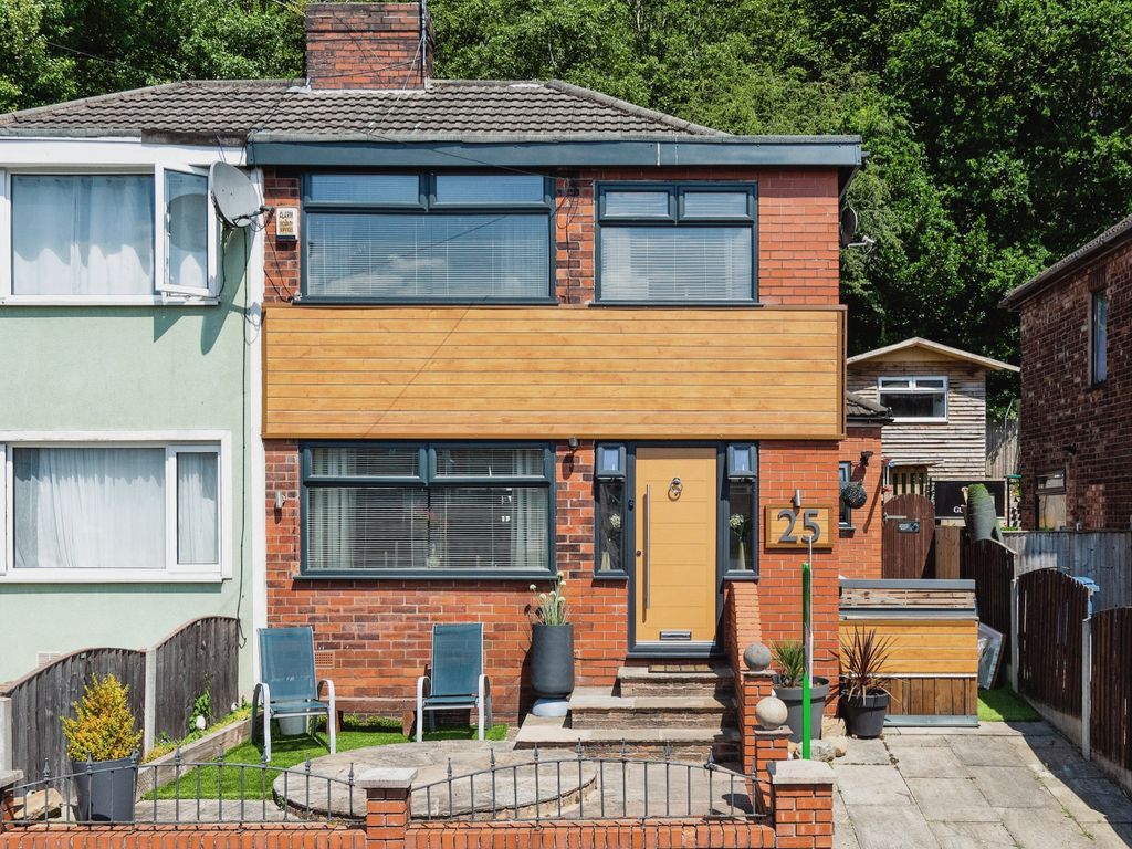 3 bed semidetached house for sale in Castlewood Road, Salford, Greater Manchester M7 Zoopla