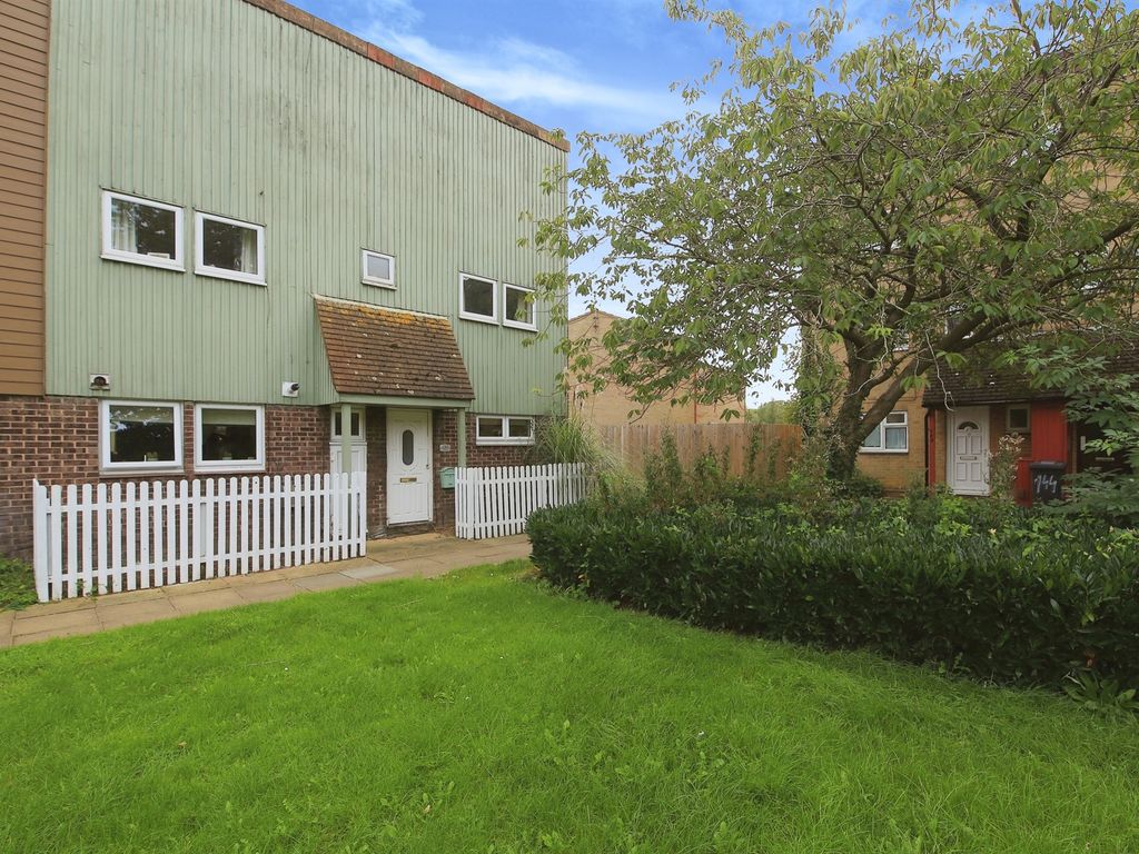 3 bed end terrace house for sale in Leighton, Orton Malborne
