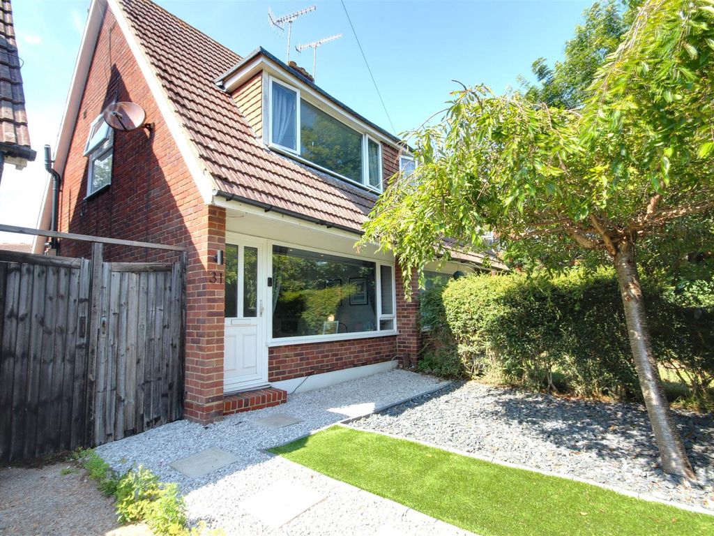2 bed semidetached house for sale in Mansfield Road, Worthing BN11