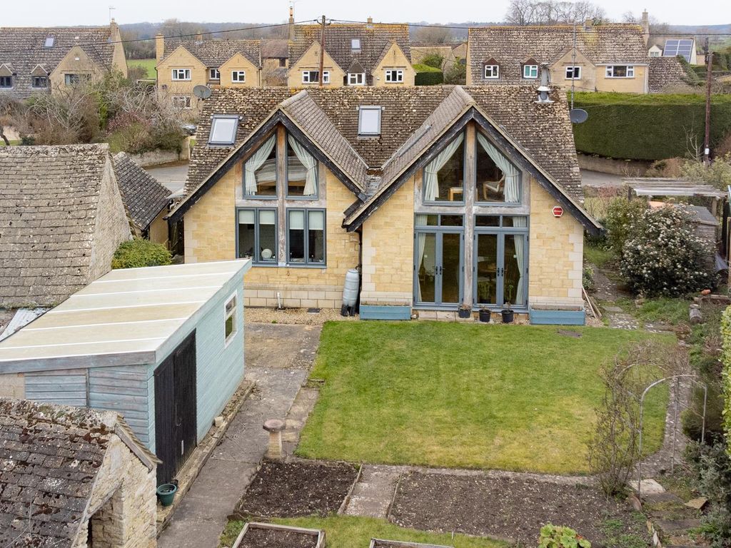 3 bed detached house for sale in Down Ampney, Cirencester