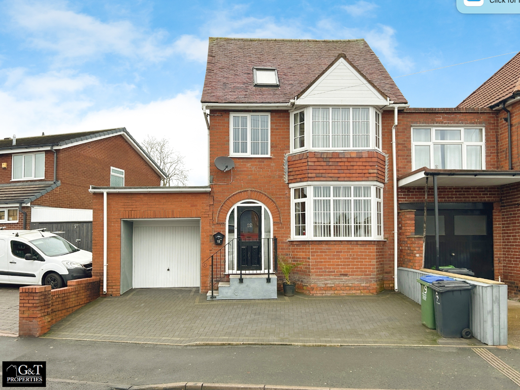 3 bed detached house for sale in Bell End, Rowley Regis B65, £299,000