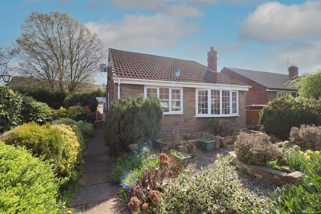 2 bed detached bungalow for sale in Statham Close, Denton, Manchester