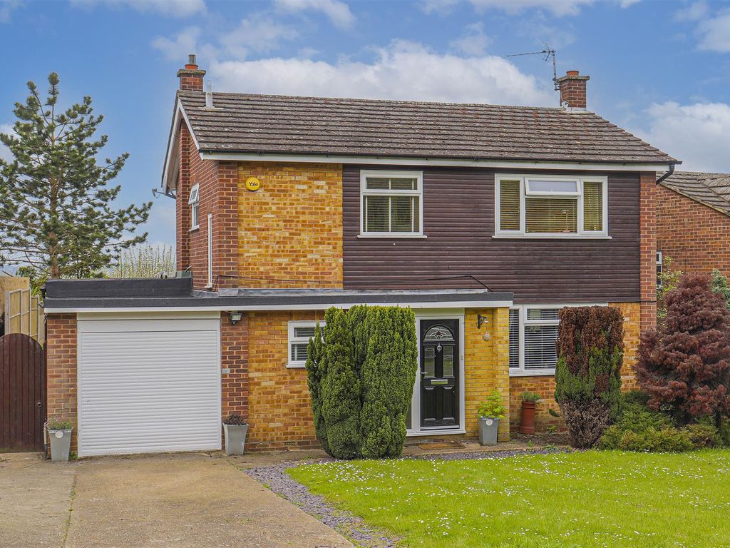 3 bed detached house for sale in Maplecroft Lane, Nazeing, Waltham