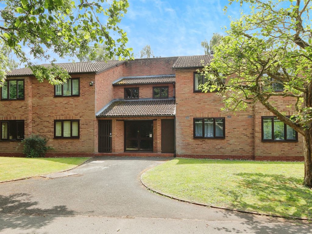 1 bed flat for sale in Maywell Drive, Solihull B92, £110,000 Zoopla