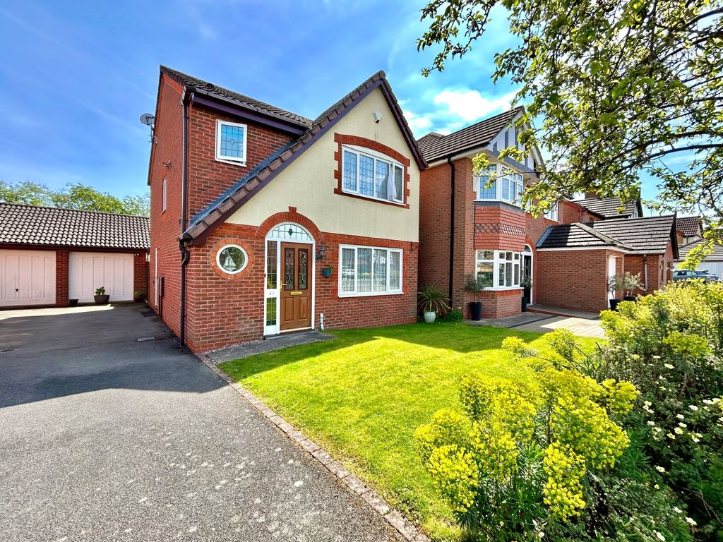 3 bed detached house for sale in Stockley Crescent, Shirley, Solihull B90 Zoopla