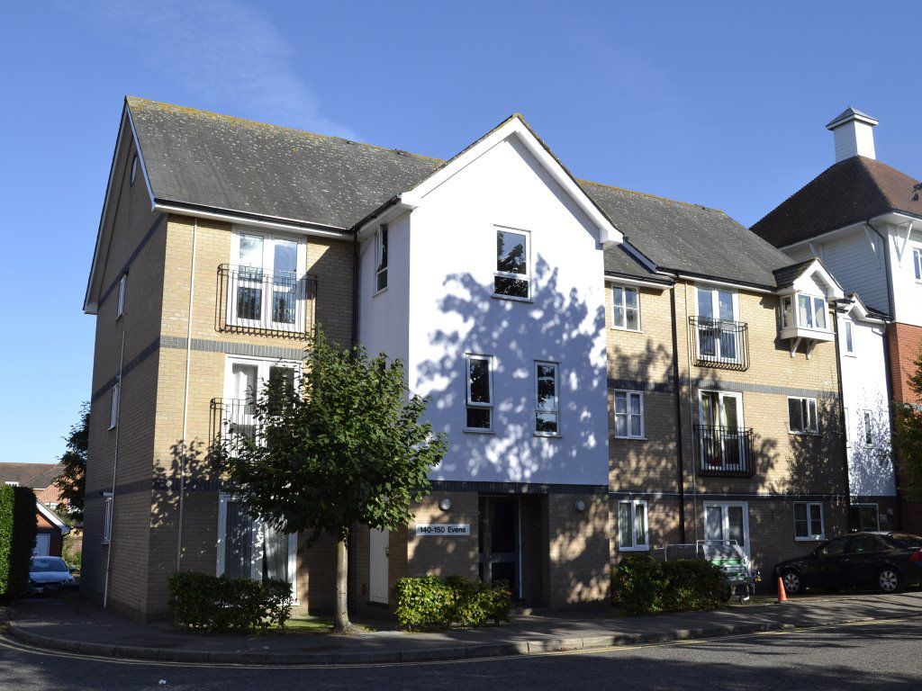 2 bed flat to rent in Victoria Chase, Colchester CO1, £925 pcm Zoopla