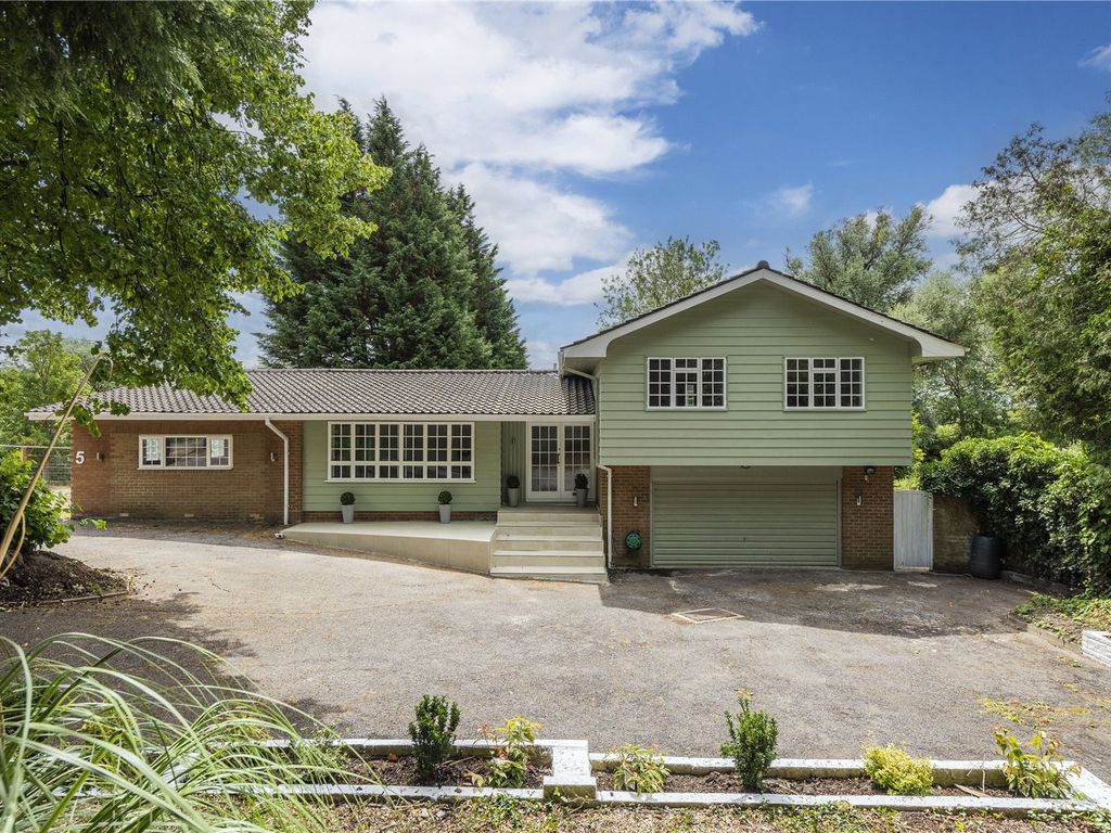 Mill Common, Huntingdon, Cambridgeshire PE29  