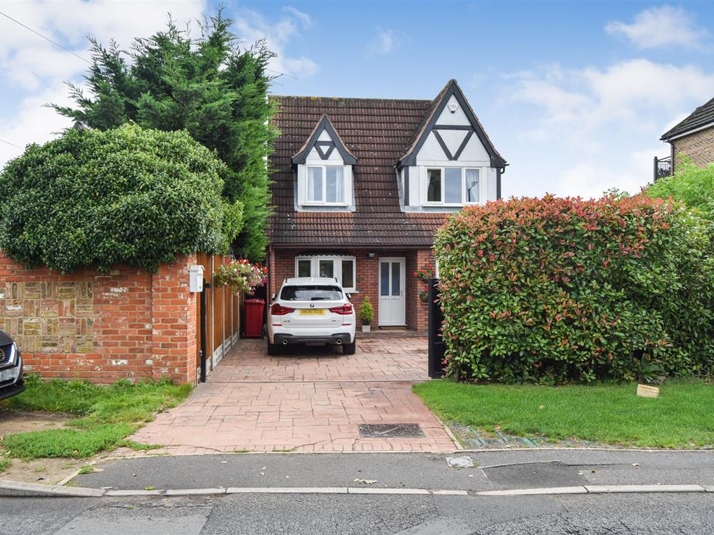 4 bed detached house for sale in Lane North, Maidenhead, Taplow SL6, £650,000 Zoopla