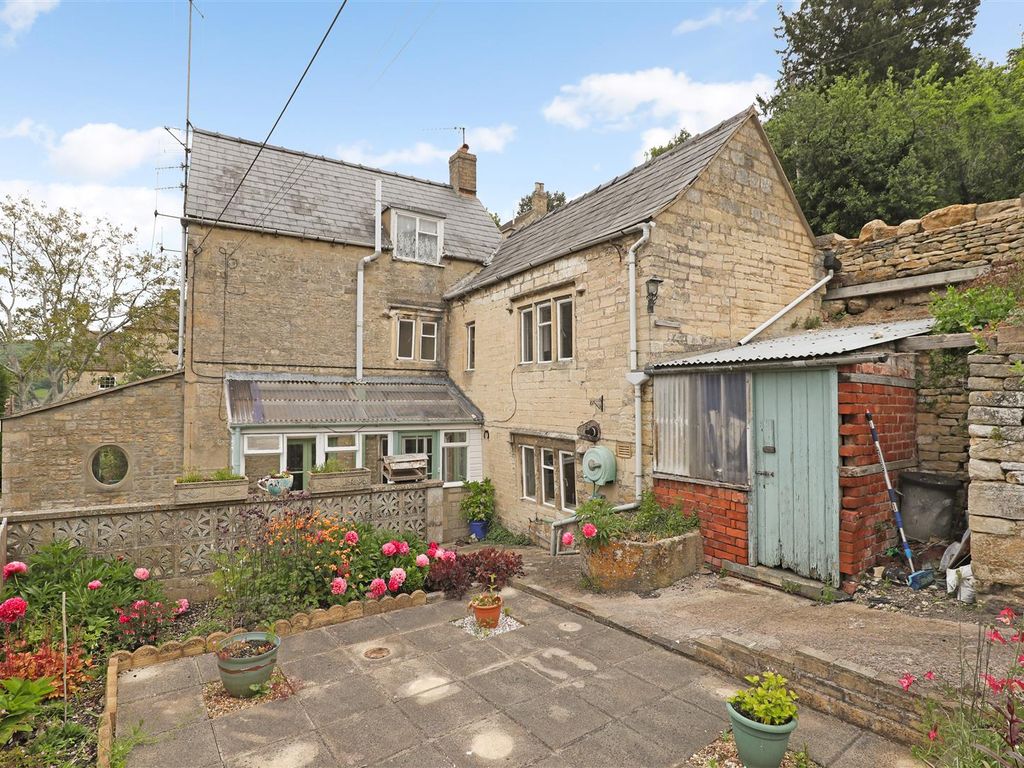4 bed detached house for sale in Walls Quarry, Stroud GL5
