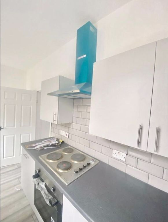 2 bed terraced house to rent in Walter Street, Shildon DL4, £425 pcm