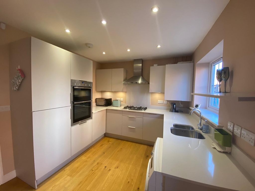 3 bed property to rent in Axbridge Road, Knowle, Bristol BS4 Zoopla