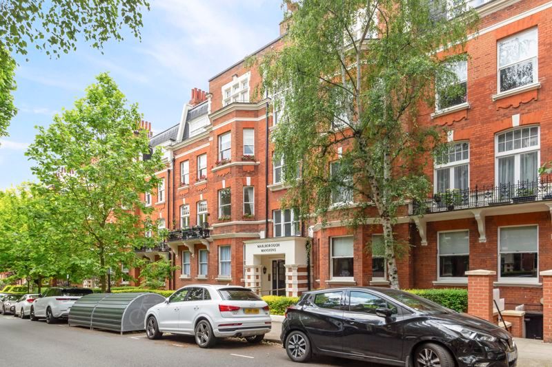 4 bed flat for sale in Marlborough Mansions, Cannon Hill, West