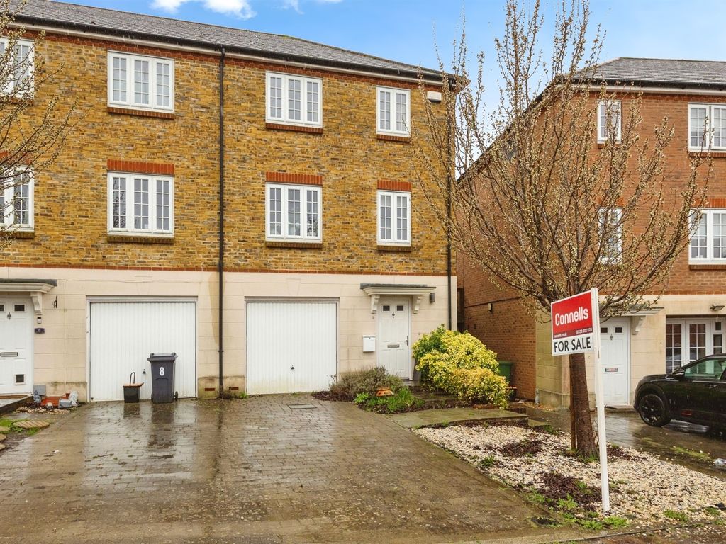 2 bed end terrace house for sale in Normandy Way, Singleton, Ashford