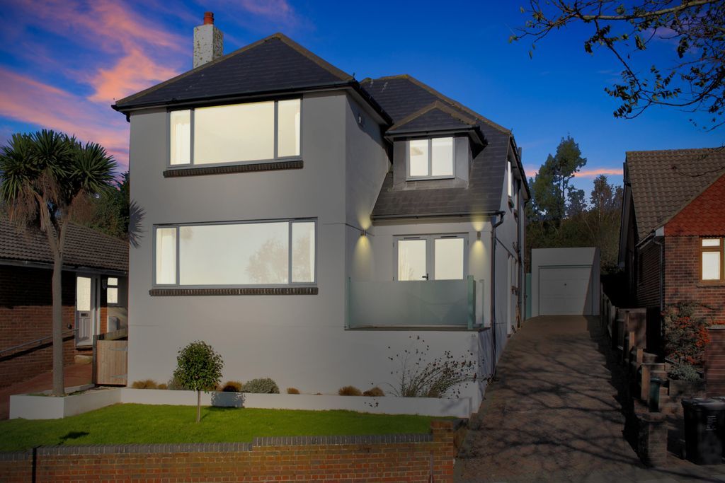 Benett Drive, Hove BN3