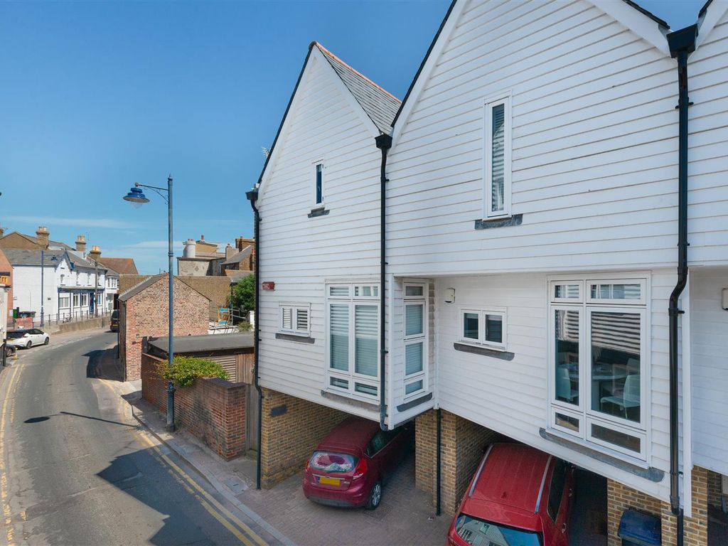 3 bed end terrace house for sale in Sea Street, Whitstable CT5 Zoopla