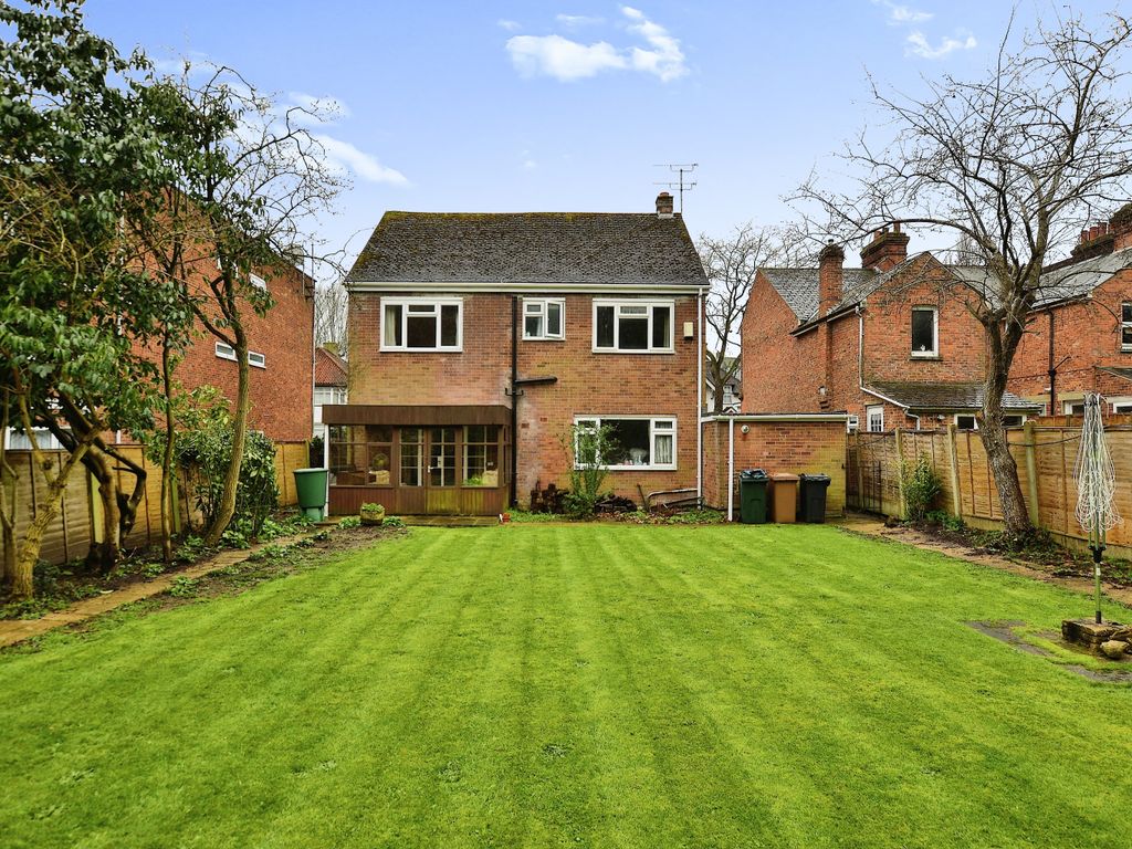 4 bed detached house for sale in Lower Queens Road, Ashford TN24 Zoopla