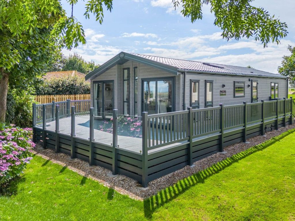 2 bed lodge for sale in Sheriff Hutton Road, Strensall, York YO32, £