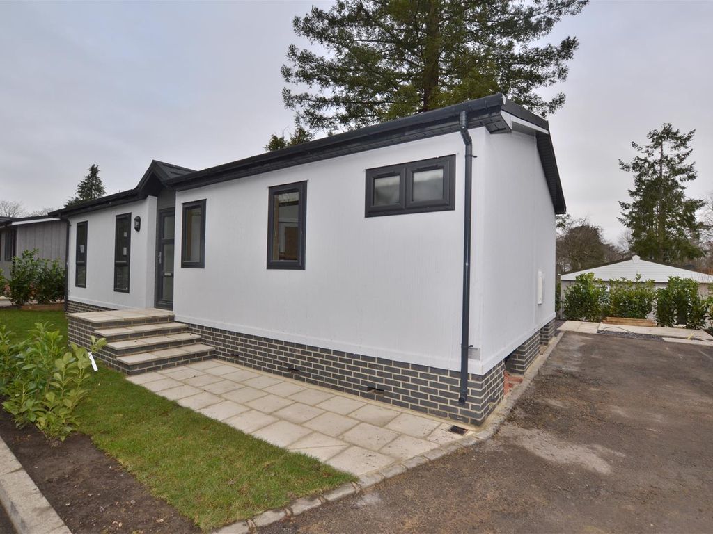 New home, 2 bed mobile/park home for sale in Sylvan Way, Grange Estate, Church Crookham, Fleet