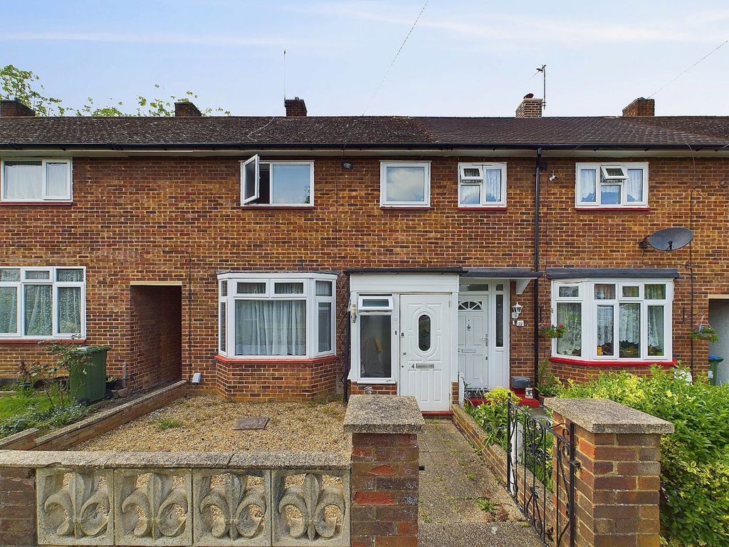 3 bed terraced house for sale in Radfield Way, Sidcup, Kent DA15, £