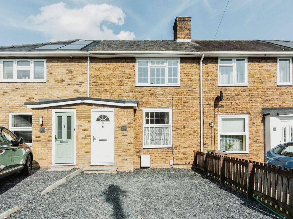 2 bed terraced house for sale in Whitland Road, Carshalton SM5, £425,000 Zoopla