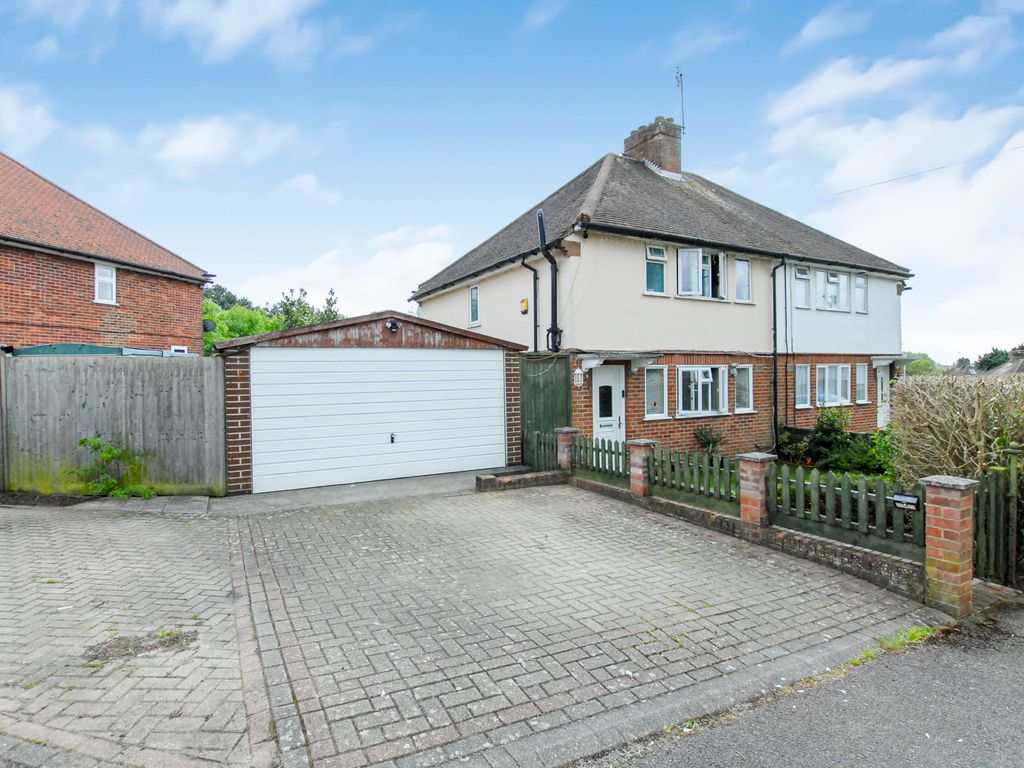 3 bed semidetached house for sale in St. Marys Road, Harefield