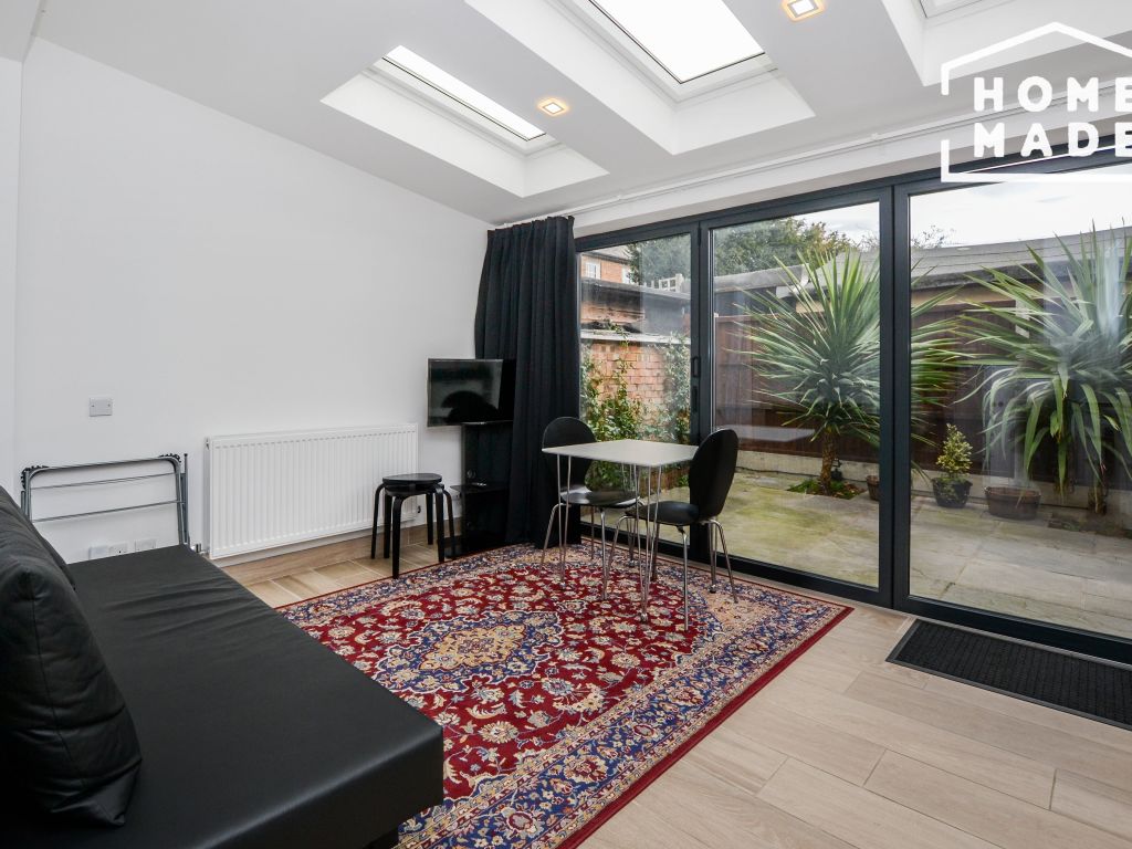 Studio to rent in Acton Lane, London W4 Zoopla
