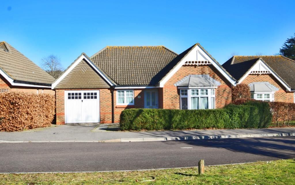 3 bed detached bungalow to rent in Lymington, Hampshire SO41 Zoopla