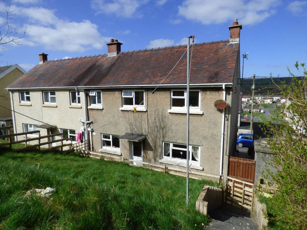 3 bed property to rent in Coedmawr, Ponthenry, Llanelli SA15 Zoopla