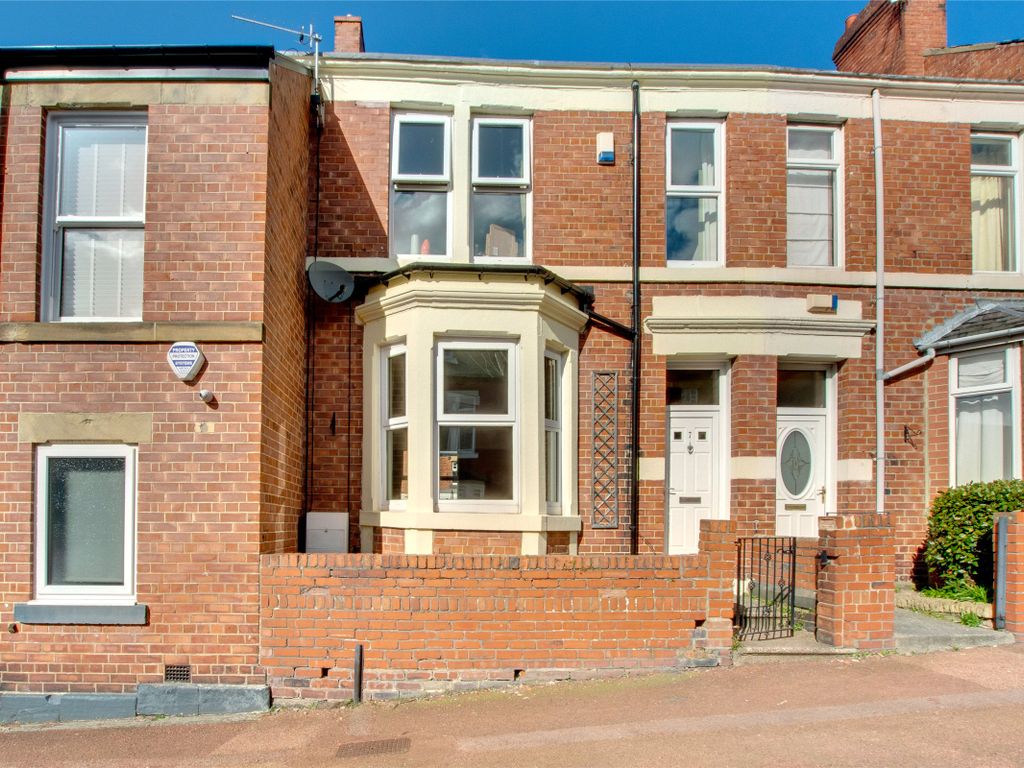 4 bed terraced house for sale in Beaconsfield Avenue, Low Fell NE9 Zoopla