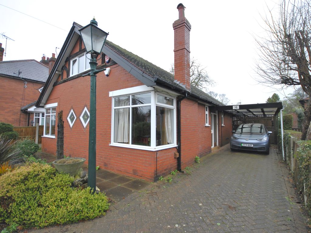 3 bed bungalow for sale in Park Drive, Sprotbrough, Doncaster DN5, £