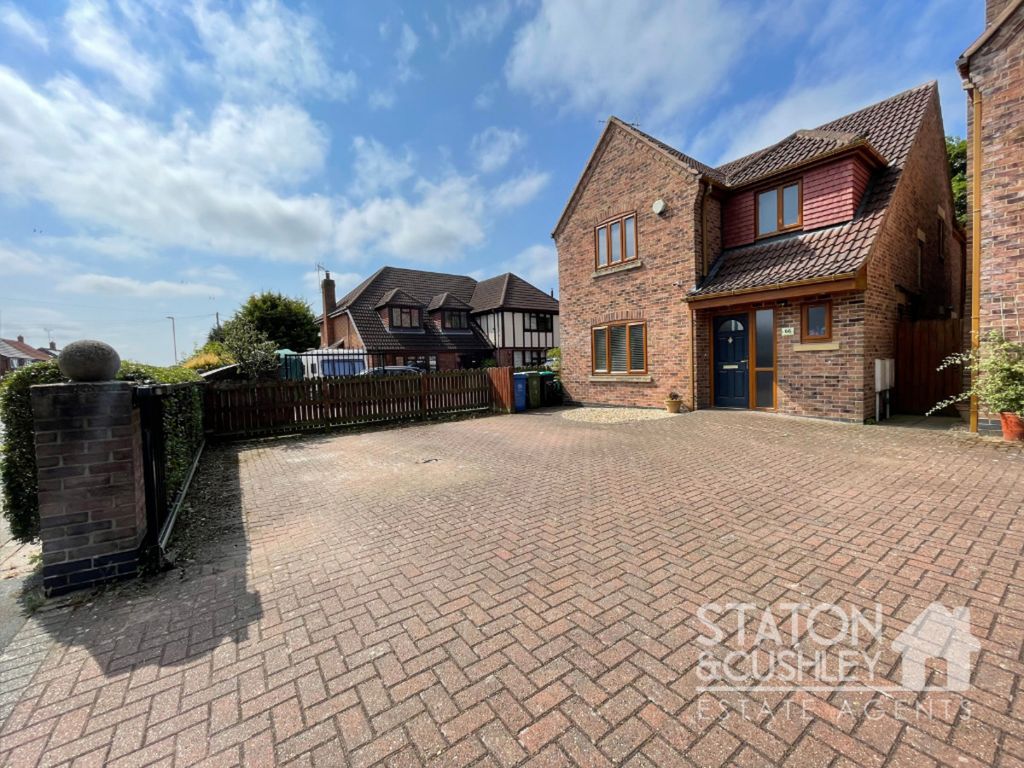 4 bed detached house for sale in Newlands Drive, Forest Town NG19 Zoopla