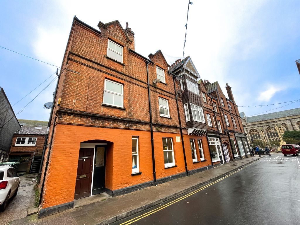 2 bed property for sale in Bond Street, Cromer NR27 Zoopla