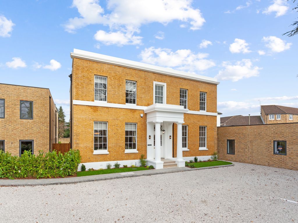 Carmelite Place East End Road Finchley N2  