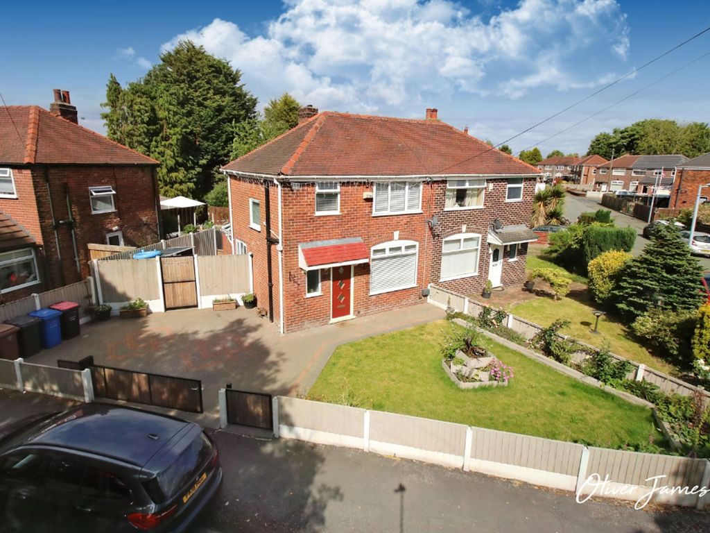 3 bed semidetached house for sale in Silver Street, Irlam M44 Zoopla