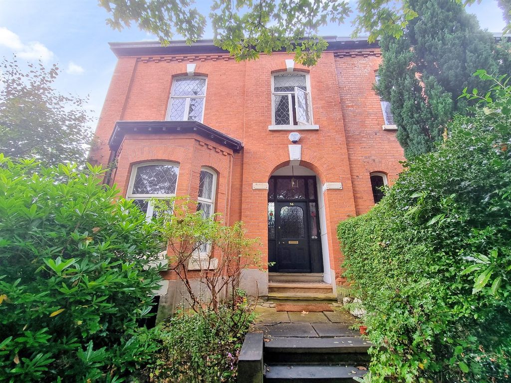 5 bed semidetached house for sale in Parsonage Road, Withington