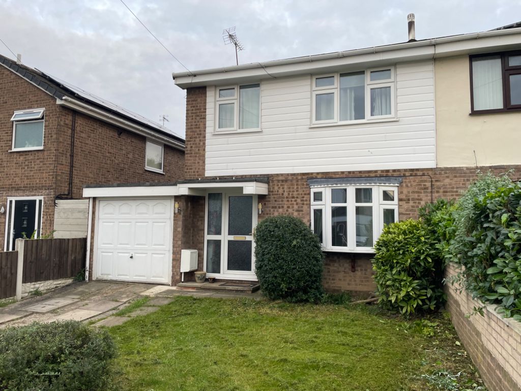 3 bed semidetached house for sale in Elder Avenue, North Anston