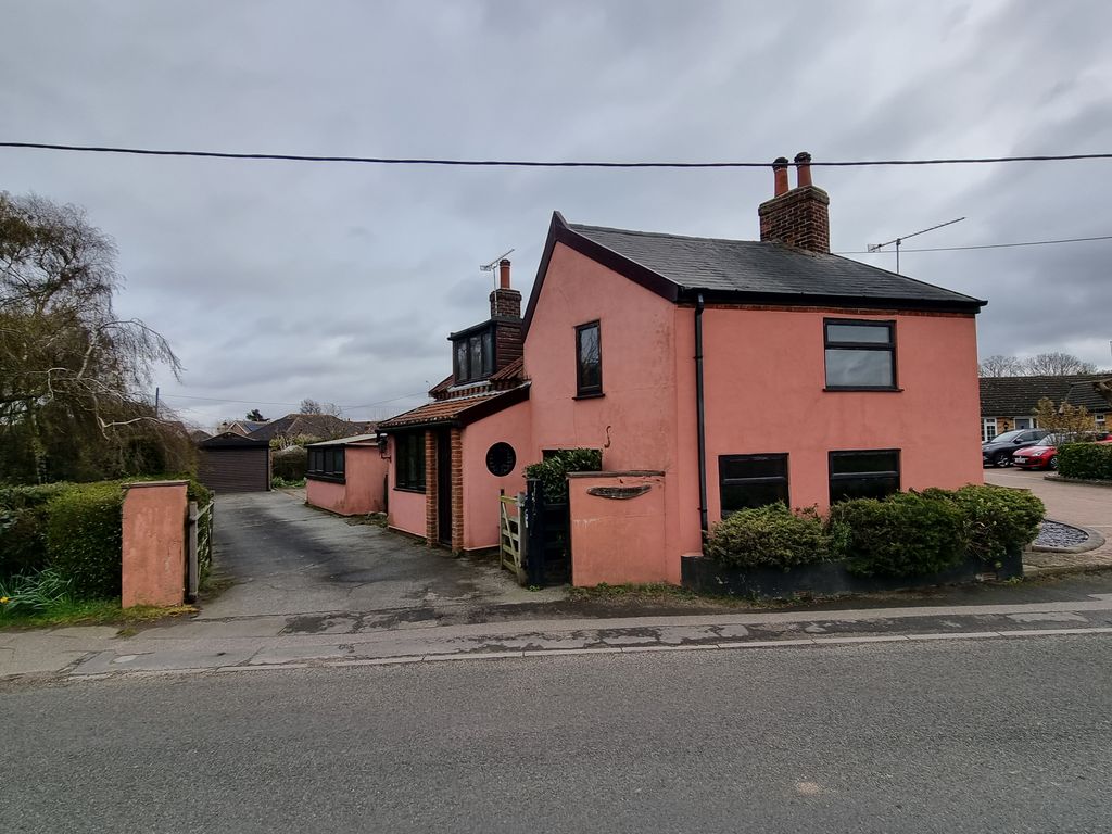 2 bed cottage for sale in Trimley Road, Kirton, Ipswich IP10 Zoopla