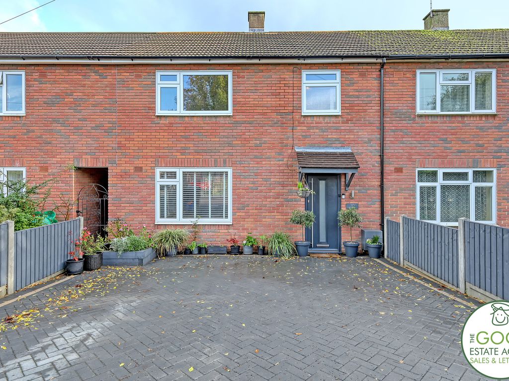 3 bed terraced house for sale in Chester Road, Loughton IG10, £475,000