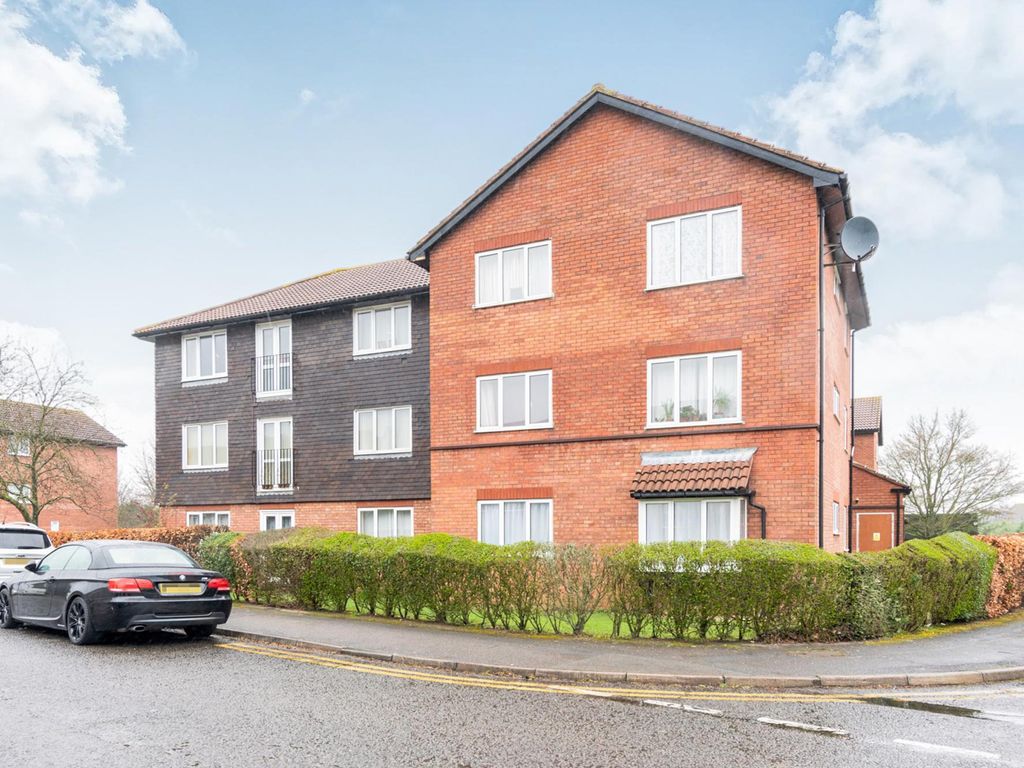 2 bed flat to rent in Sandringham Court, Dorset Road SM2 Zoopla