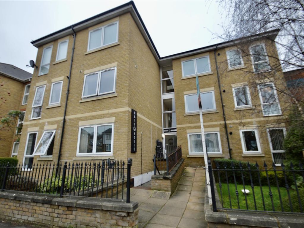 1 bed flat for sale in Wrotham Road, Gravesend DA11 Zoopla
