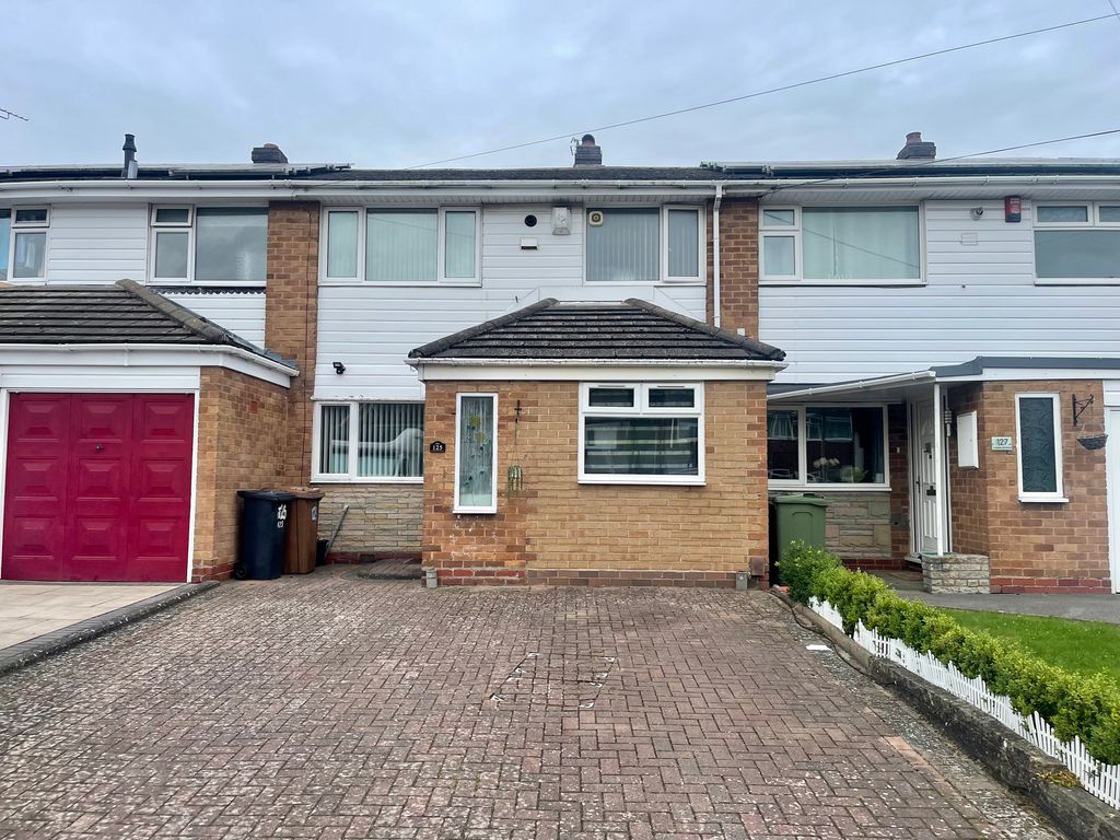 3 bed terraced house for sale in Langley Hall Road, Solihull B92, £300,000 Zoopla