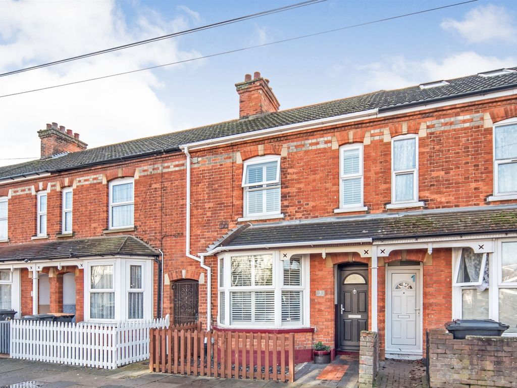 3 bed terraced house for sale in Pearcey Road, Elstow, Bedford MK42